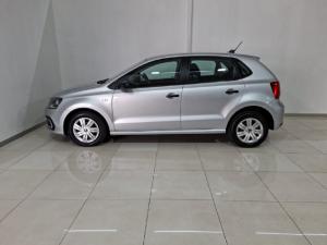 Volkswagen Polo sedan 1.6 manual - Image 16