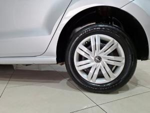 Volkswagen Polo sedan 1.6 manual - Image 23