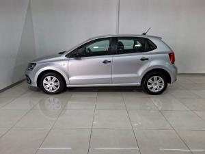 Volkswagen Polo sedan 1.6 manual - Image 2