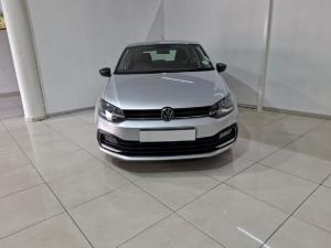 Volkswagen Polo sedan 1.6 manual - Image 3