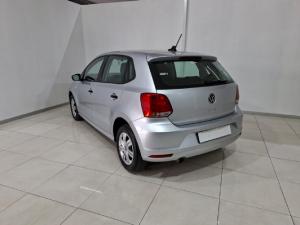 Volkswagen Polo sedan 1.6 manual - Image 4