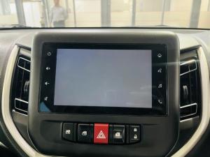 Toyota Vitz 1.0 XR manual - Image 10