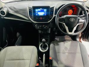 Toyota Vitz 1.0 XR manual - Image 5