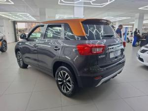Suzuki Vitara Brezza 1.5 GLX - Image 4