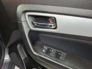 Suzuki Vitara Brezza 1.5 GLX - Image 9