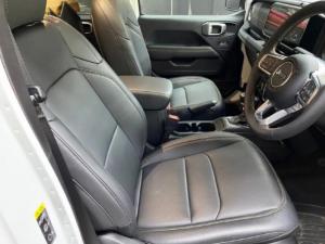 Jeep Wrangler Unlimited 2.0T Sahara - Image 5