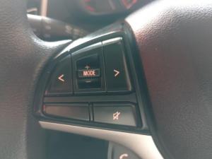 Toyota Vitz 1.0 XR manual - Image 15