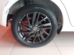 Toyota Vitz 1.0 XR manual - Image 7