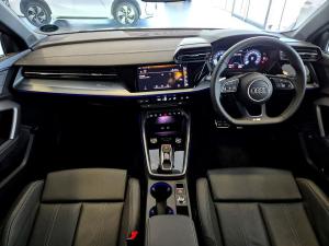 Audi A3 sedan TFSI Black Edition - Image 8