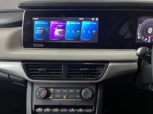 Mahindra XUV700 2.0T AX5 - Image 16