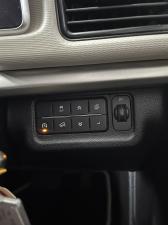 Mahindra XUV700 2.0T AX5 - Image 19