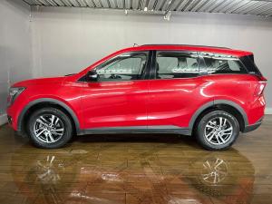 Mahindra XUV700 2.0T AX5 - Image 7