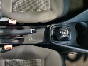 Volkswagen Polo Vivo hatch 1.4 Comfortline - Image 16