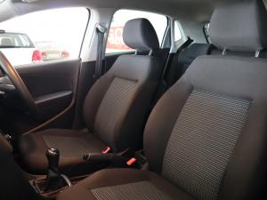 Volkswagen Polo Vivo hatch 1.4 Comfortline - Image 28