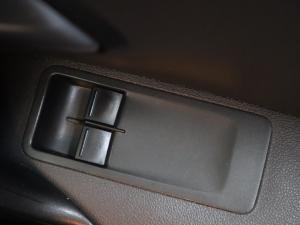 Volkswagen Polo Vivo hatch 1.4 Trendline - Image 23