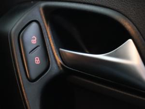 Volkswagen Polo Vivo hatch 1.4 Trendline - Image 21