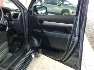 Toyota Hilux 2.8GD-6 double cab 4x4 Raider auto - Image 20