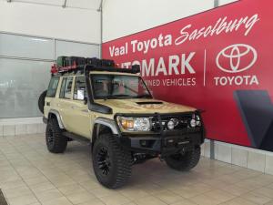 Toyota Land Cruiser 76 4.5D-4D V8 station wagon LX - Image 1