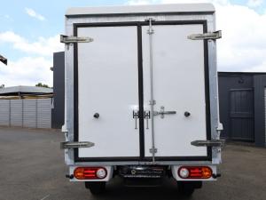 Hyundai H-100 Bakkie 2.6D deck - Image 4