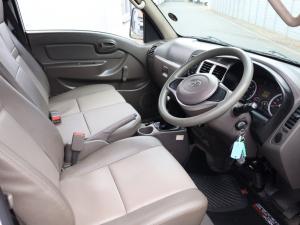 Hyundai H-100 Bakkie 2.6D deck - Image 8