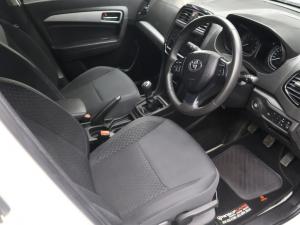 Toyota Urban Cruiser 1.5 XR manual - Image 9