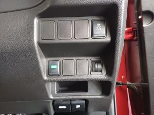 Nissan X-Trail 2.5 4x4 Acenta Tech - Image 23