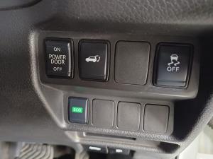 Nissan X-Trail 2.5 4x4 Acenta Tech - Image 17