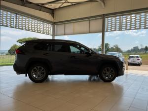 Toyota RAV4 2.5 Hybrid GX-R E-Four - Image 3