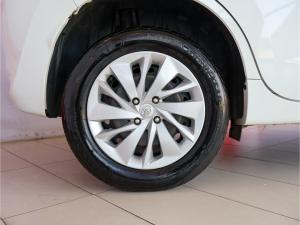 Toyota Starlet 1.5 Xi - Image 14