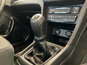 Suzuki Vitara Brezza 1.5 GLX - Image 13