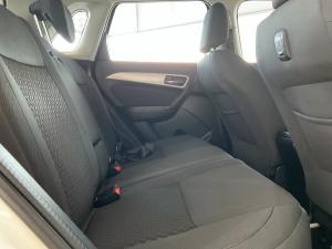 Suzuki Vitara Brezza 1.5 GLX - Image 18