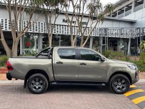 Toyota Hilux 2.8GD-6 double cab 4x4 Raider auto - Image 3
