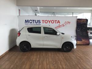 Toyota Vitz 1.0 XR manual - Image 3
