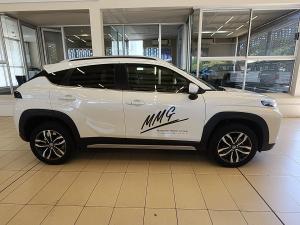 Toyota Starlet Cross 1.5 XR auto - Image 3