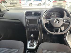 Volkswagen Polo Vivo hatch 1.6 Comfortline auto - Image 6