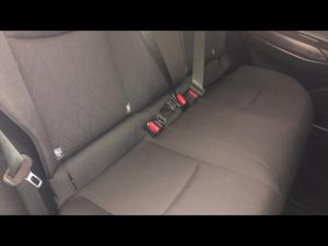 Toyota Corolla Cross 1.8 Xi - Image 12