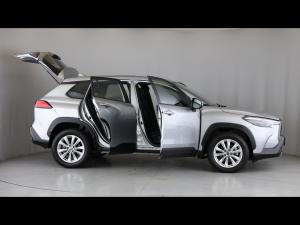 Toyota Corolla Cross 1.8 Xi - Image 30