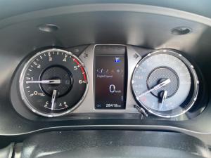 Toyota Hilux 2.4GD-6 double cab Raider auto - Image 11