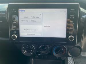 Toyota Hilux 2.4GD-6 double cab Raider auto - Image 13