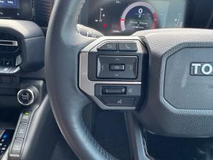 Toyota Land Cruiser Prado 2.8GD TX - Image 9