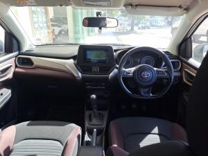 Toyota Starlet Cross 1.5 XS manual - Image 6