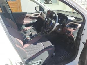 Toyota Starlet Cross 1.5 XS manual - Image 7