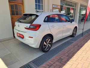 Toyota Starlet 1.5 XS auto - Image 2