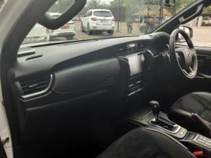 Toyota Fortuner 2.8GD-6 4X4 GR-S automatic - Image 7