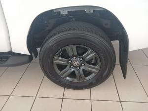 Toyota Hilux 2.4 GD-6 Raider 4X4 automaticD/C - Image 16