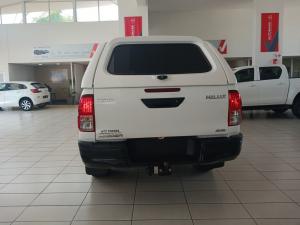 Toyota Hilux 2.4 GD-6 Raider 4X4 automaticD/C - Image 5