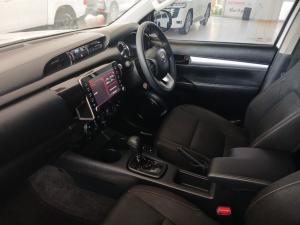Toyota Hilux 2.4 GD-6 Raider 4X4 automaticD/C - Image 7