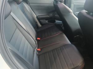 Volkswagen Polo 2.0 GTI DSG - Image 13