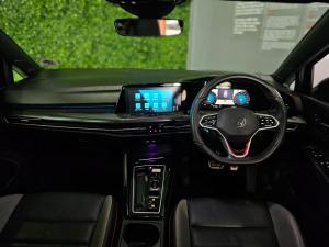 Volkswagen Golf GTI - Image 8