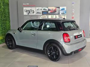 MINI Hatch Cooper Hatch 3-door auto - Image 4